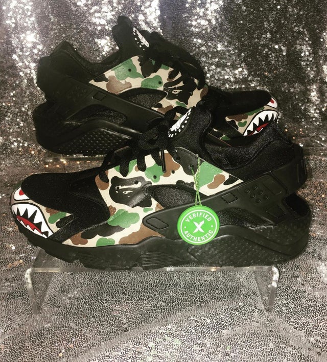 Lz Customs
